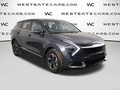 Used 2024 Kia Sportage LX image 40