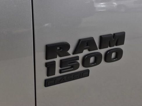 Used 2024 RAM 1500 Warlock AWD/4WD image 36