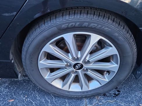 Used 2016 Hyundai Sonata Limited image 4