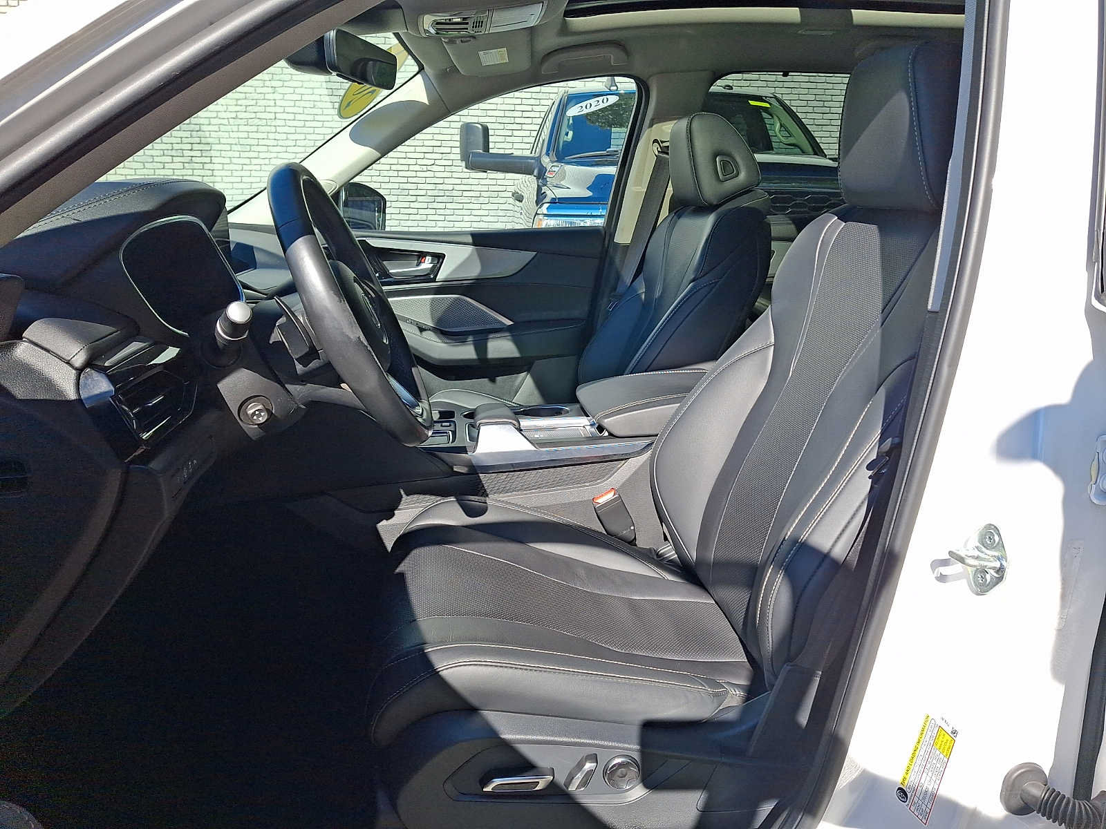 Used 2024 Acura MDX w/ Technology Package AWD/4WD image 11