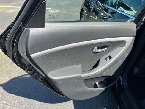 Used 2016 Hyundai Elantra GT w/ Option Group 02 FWD image 15