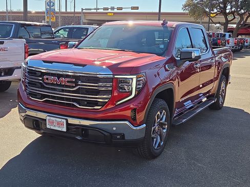New 2026 GMC Sierra 1500 SLT image 1