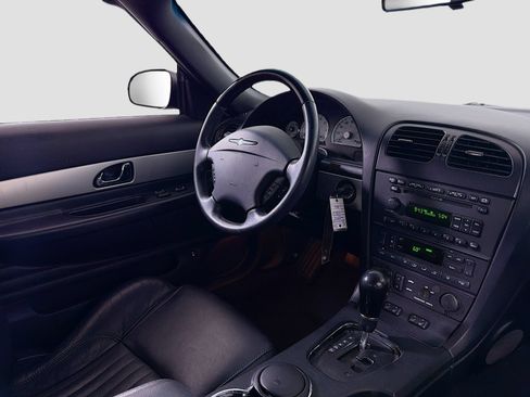 Used 2005 Ford Thunderbird RWD image 28