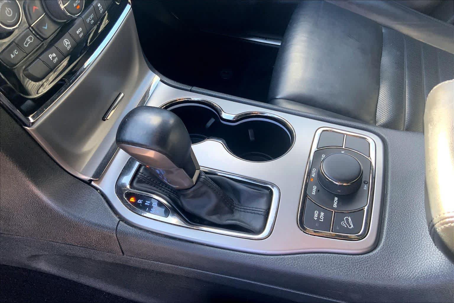 Used 2020 Jeep Grand Cherokee Limited X AWD/4WD image 16