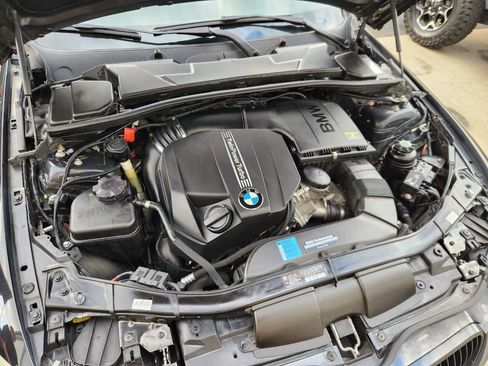 Used 2011 BMW 335i xDrive Coupe AWD/4WD image 19