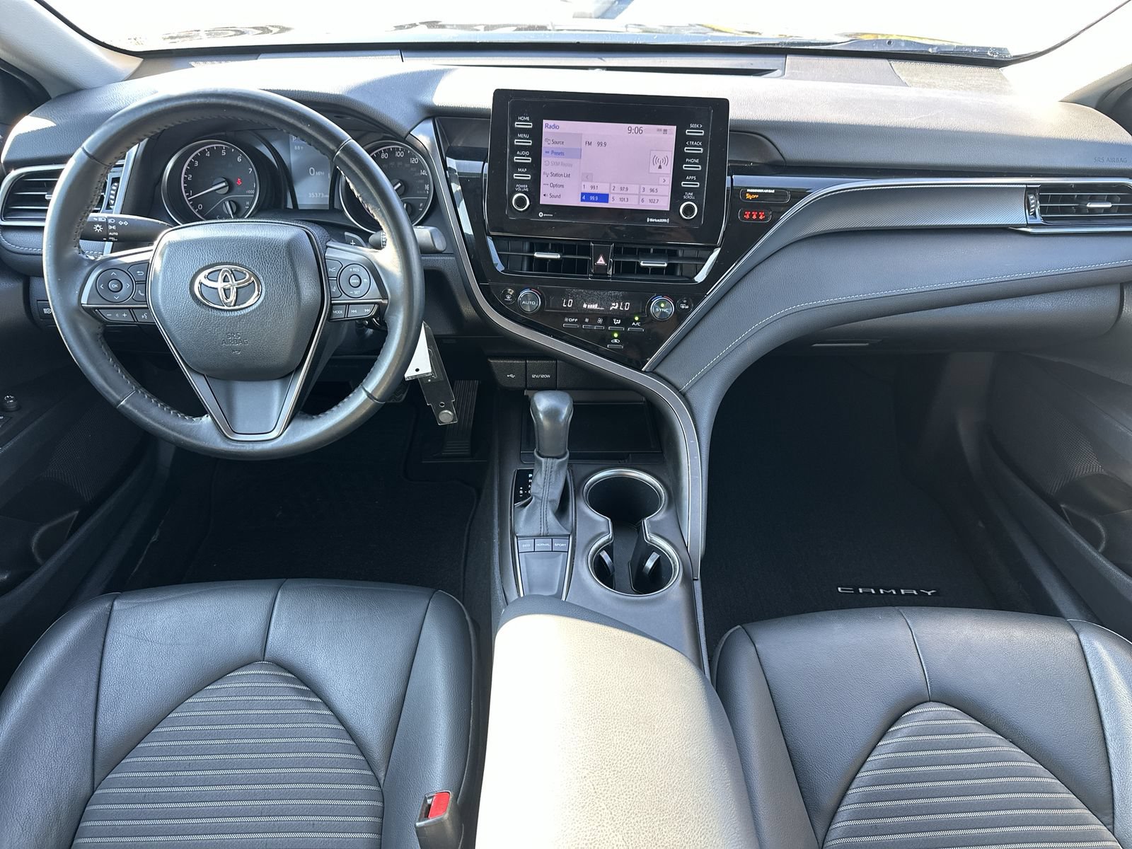 Used 2023 Toyota Camry SE FWD image 18