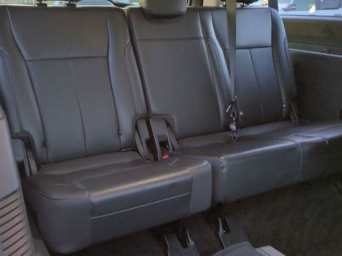 Used 2022 Ford Expedition Max XLT image 23
