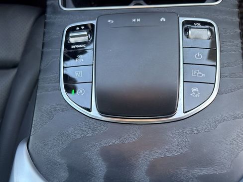 Used 2022 Mercedes-Benz GLC 300 GLC 300 image 28