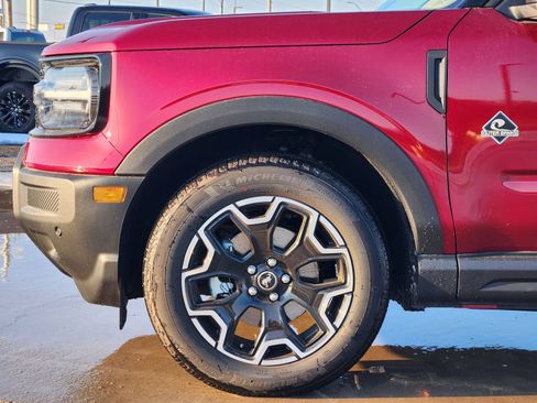 New 2025 Ford Bronco Sport Outer Banks w/ Outer Banks Tech Package+ AWD/4WD image 9