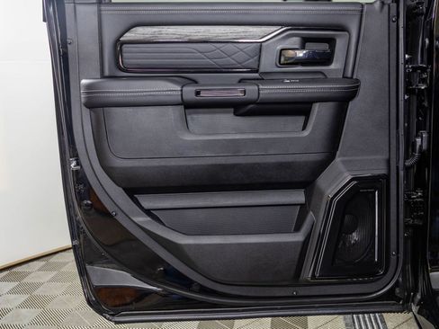 New 2026 RAM 2500 Limited image 40