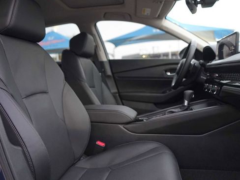 Used 2025 Honda Accord Touring image 15