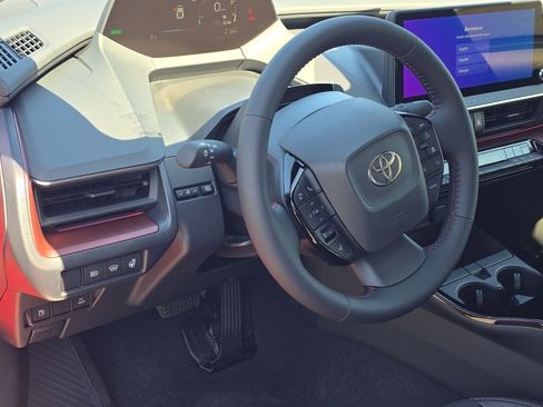 New 2026 Toyota Prius Plug-In Hybrid FWD image 15