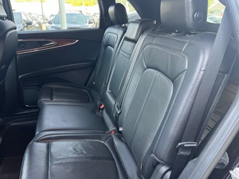 Used 2020 Lincoln Nautilus Reserve FWD image 7