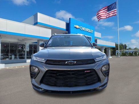 Used 2022 Chevrolet TrailBlazer RS image 2