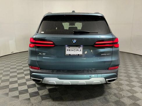 Used 2024 BMW X5 sDrive40i w/ Executive Package RWD image 6