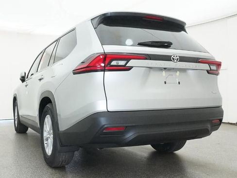 New 2026 Toyota Grand Highlander XLE image 22