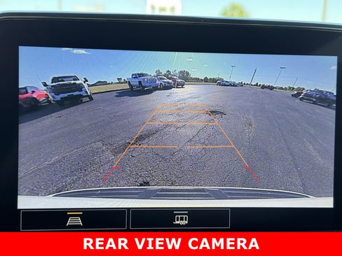 Used 2021 Chevrolet Suburban Premier image 25