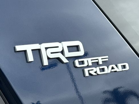 Used 2023 Toyota 4Runner TRD Off-Road AWD/4WD image 8