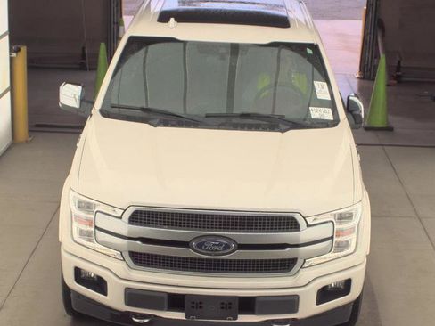 Used 2018 Ford F150 Platinum w/ Equipment Group 701A Luxury AWD/4WD image 2
