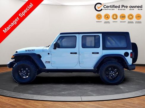 Used 2024 Jeep Wrangler Unlimited Sport AWD/4WD image 17