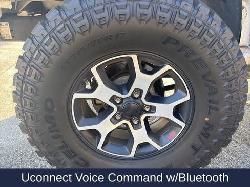 Used 2018 Jeep Wrangler Unlimited Sport S image 28