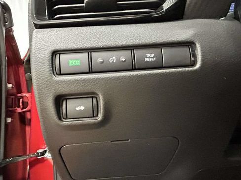 Used 2025 Nissan Sentra SV w/ All-Weather Package FWD image 21