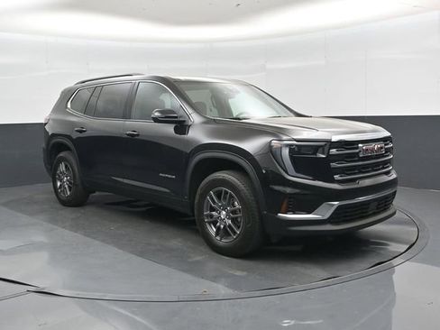 Used 2025 GMC Acadia Elevation FWD image 1
