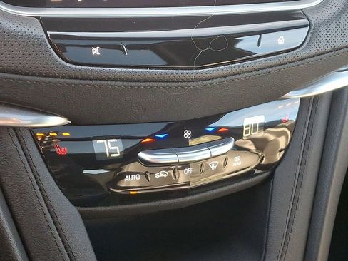 Certified 2024 Cadillac XT5 Premium Luxury w/ LPO, Floor Liner Package image 17