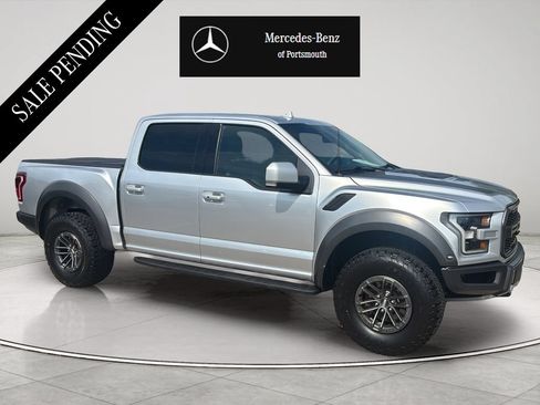 Used 2019 Ford F150 Raptor w/ Equipment Group 802A Luxury AWD/4WD image 7