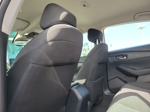 Certified 2023 Honda Accord LX image 11