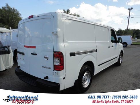 Used 2019 Nissan NV 1500 RWD image 4