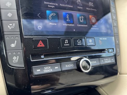 Used 2021 INFINITI QX50 Sensory w/ Accent Package image 29