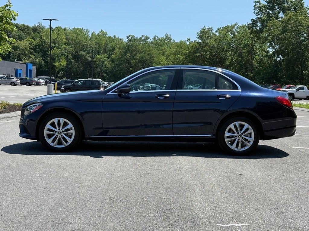 Used 2021 Mercedes-Benz C 300 4MATIC Sedan image 3