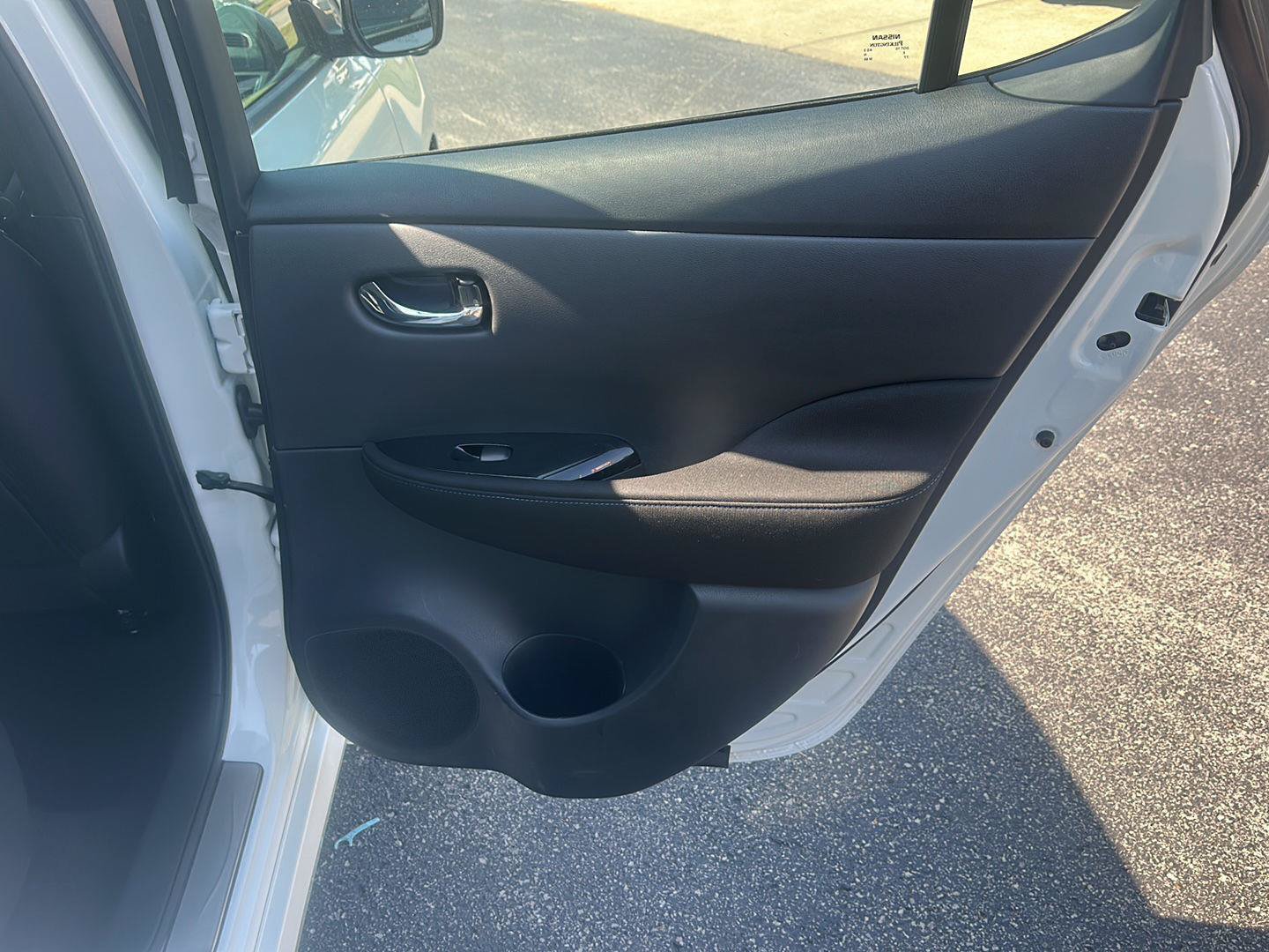 Used 2025 Nissan Leaf SV Plus FWD image 13