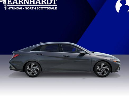 New 2026 Hyundai Elantra Limited image 7