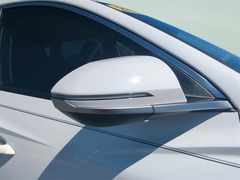 Used 2025 Hyundai Tucson SEL image 12