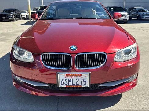 Used 2011 BMW 328i Convertible image 2