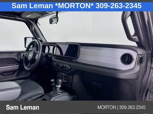 Used 2024 Jeep Gladiator Sport image 25