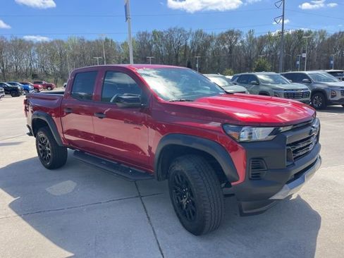 Used 2023 Chevrolet Colorado Trail Boss w/ Advanced Trailering Package image 10