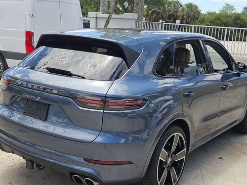 Used 2019 Porsche Cayenne S image 5