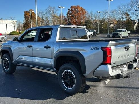 New 2025 Toyota Tacoma TRD Off-Road w/ TRD Off Road Premium Package image 6
