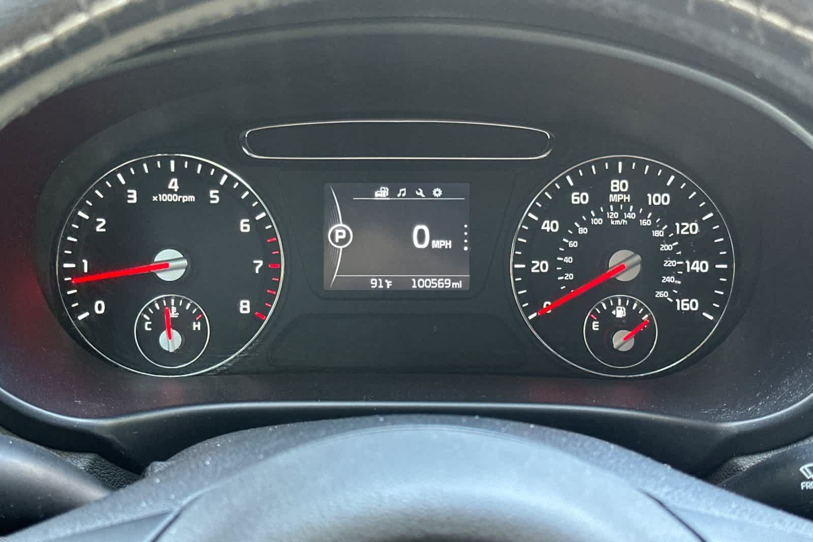 Used 2017 Kia Sorento FWD w/ LX Convenience Package image 26