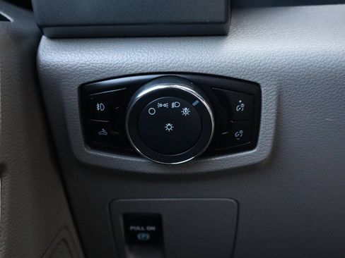 Used 2018 Ford F150 XLT AWD/4WD image 30