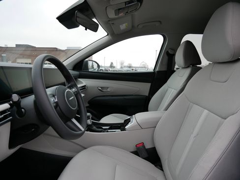 New 2026 Hyundai Tucson SEL image 6