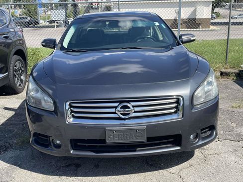 Used 2013 Nissan Maxima 3.5 SV w/ Premium Pkg FWD image 2