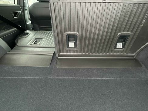 New 2026 Subaru Outback Limited XT image 18