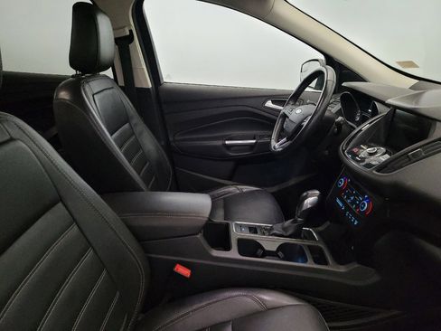 Used 2019 Ford Escape Titanium AWD/4WD image 21