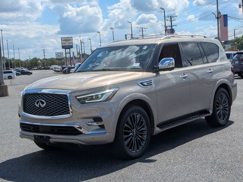 Used 2024 INFINITI QX80 Sensory w/ Cargo Package AWD/4WD image 5