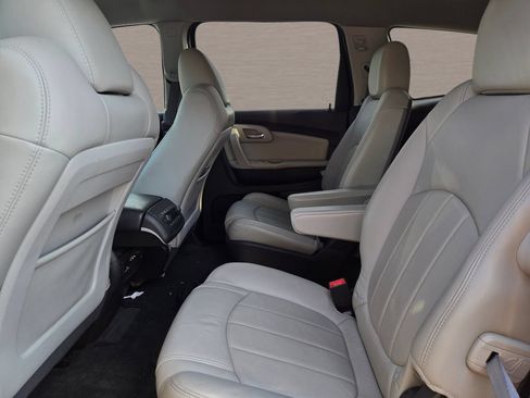 Used 2012 Chevrolet Traverse LTZ FWD image 15
