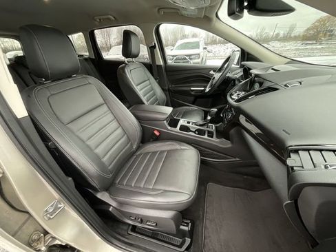 Used 2018 Ford Escape Titanium w/ Ford Safe & Smart Package image 24